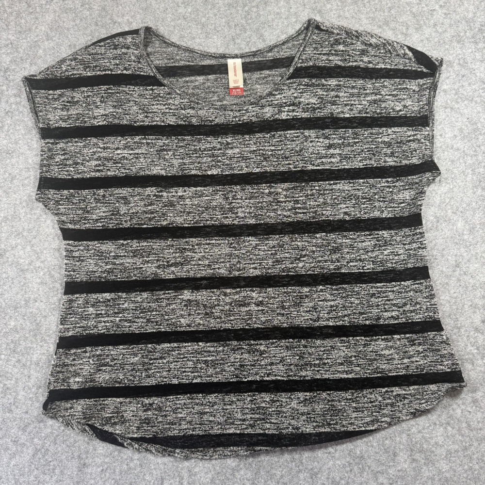 No Boundaries Striped Knit Top XL Grey Black Horizontal Stripe Lightweight